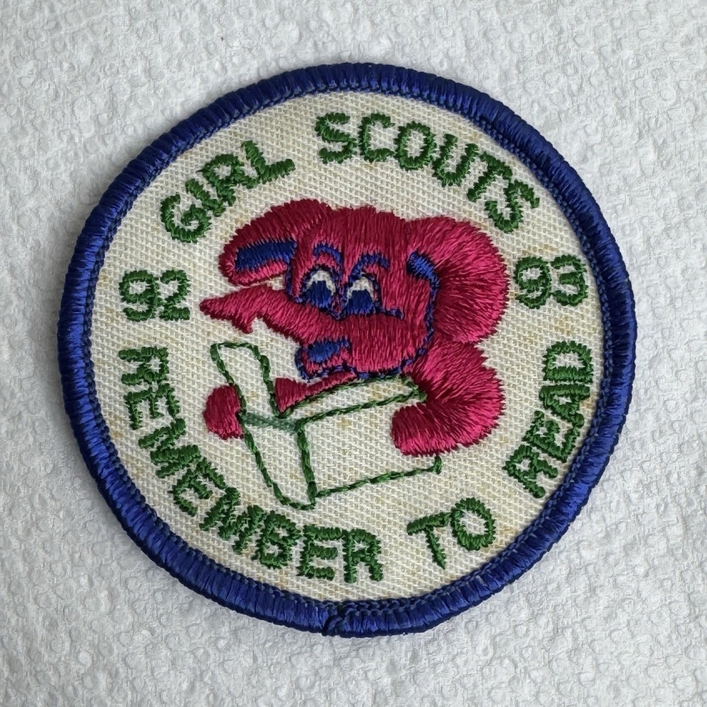 Girl Scouts 92-93 Remember To Read Elephant Patch‎ Badge